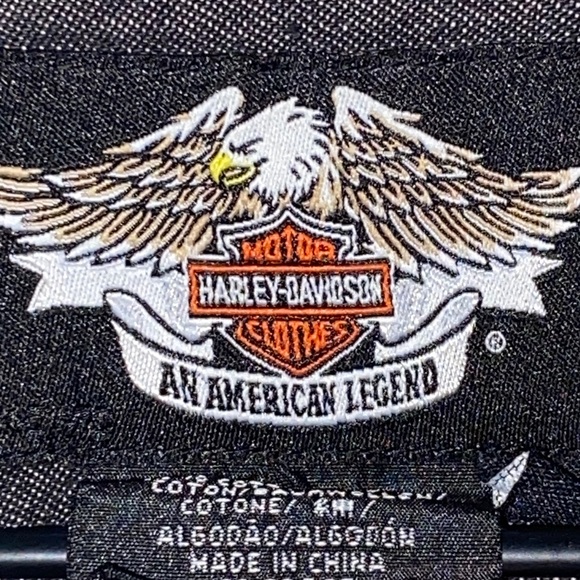Harley-Davidson size M Charcoal Denim Snap front Shirt. HD skull design on back - Picture 2 of 12